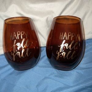 2 wine glasses